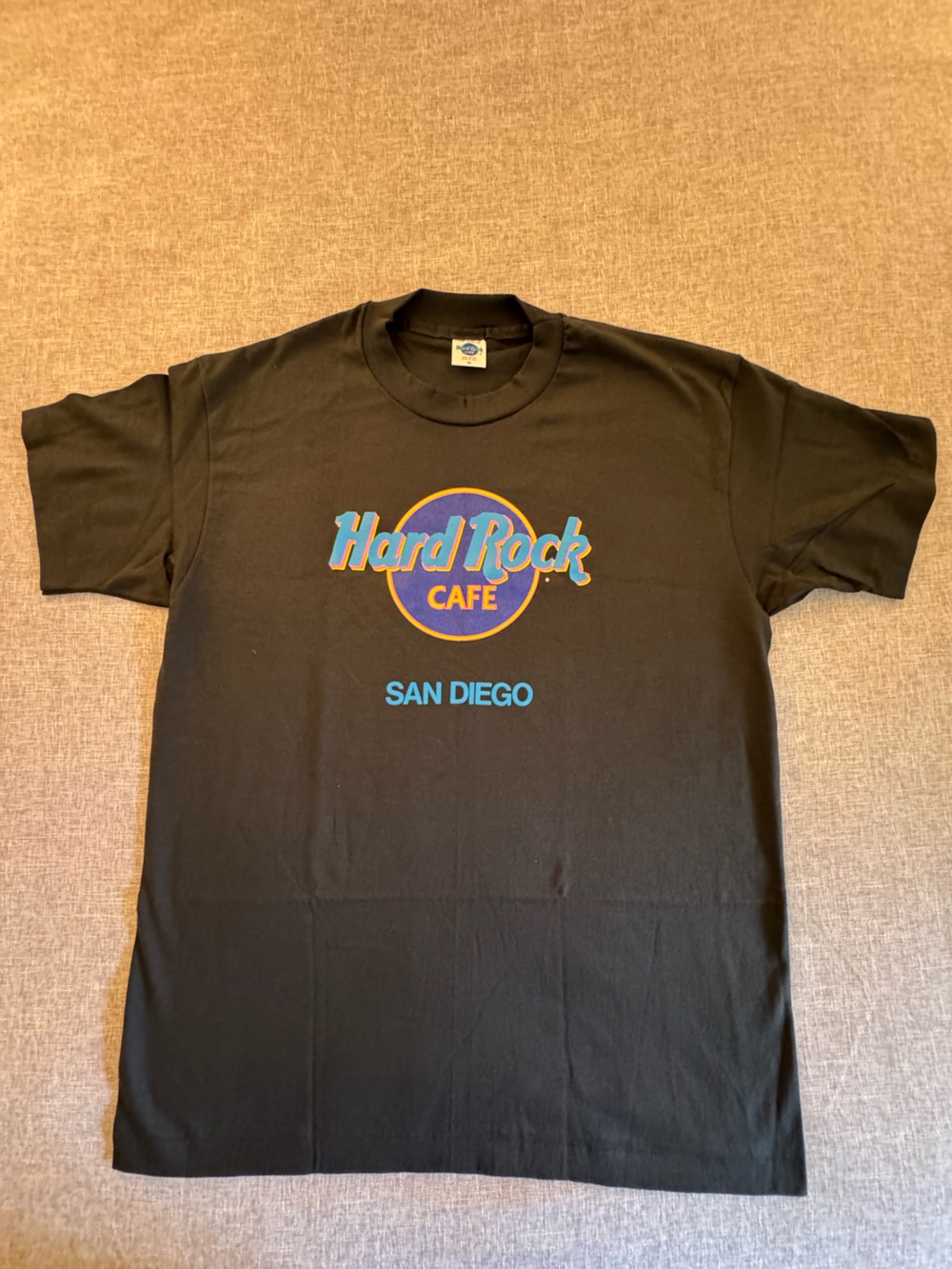Two Hard Rock Cafe Tee Shirts San Francisco / San Diego New XL - Picture 5 of 16